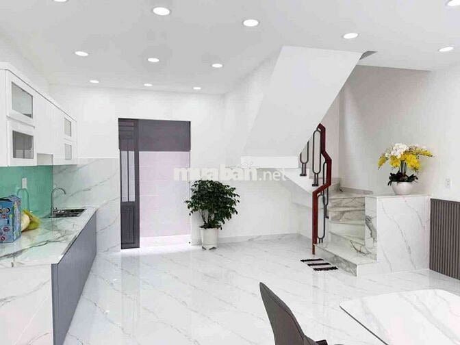 Bình Tân 60m2, 2 Tầng, ngang trên 5, BHH B