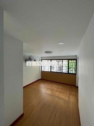 NHÀ TRUNG TÂM PHƯỜNG 13, Q10 - 3 TẦNG - DỌN VÀO Ở NGAY - CHỈ 2.7 ĐỒNG
