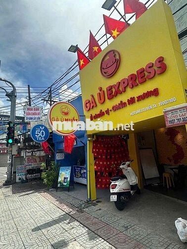 Ngay Ngã 4 ! MặT Tiền Đinh Bộ Lĩnh 200m2 Ngay Đèn Xanh Đỏ Nguyễn Xí 