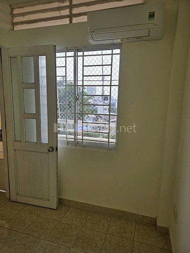 Cho thuê căn 2p ngủ Chung cư Nhiêu Tứ, giá 8,5tr/th