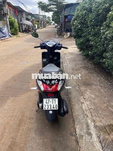 Yamaha Acruzo màu Xanh
