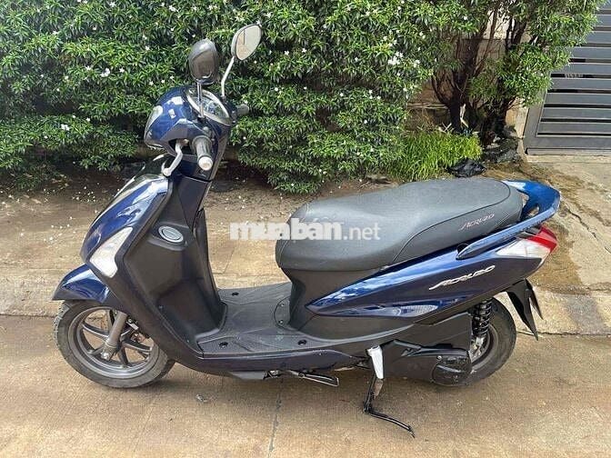 Yamaha Acruzo màu Xanh