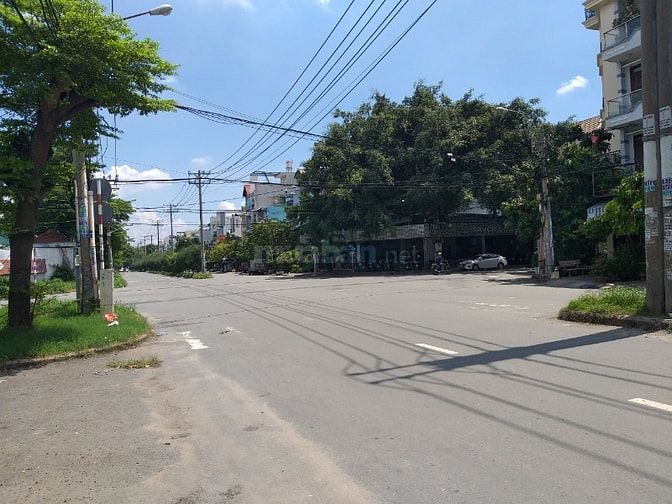 Cần bán nhà mặt tiền đường CN 11