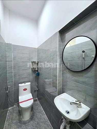 bán gấp căn nhà 101m2 ở Tân Thông Hội - Củ Chi giá 700 triệu. sổ riêng