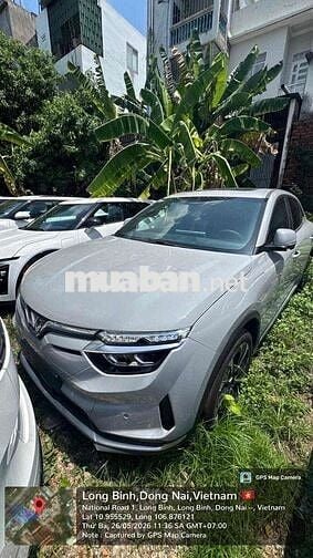 VinFast VF8 Plus Mới 100% Xám