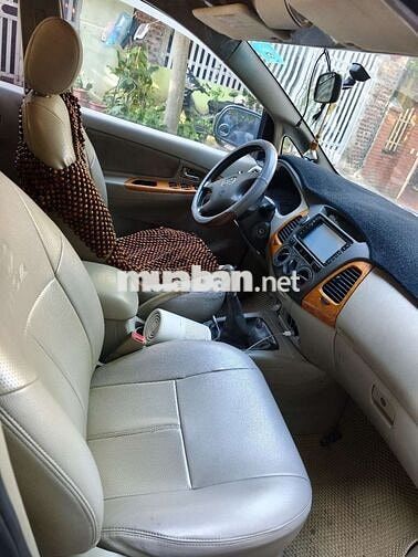 Toyota Innova 2010