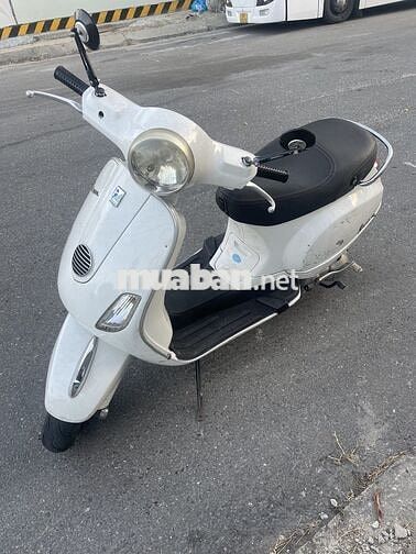 Piaggio Vespa LX 125 Trắng