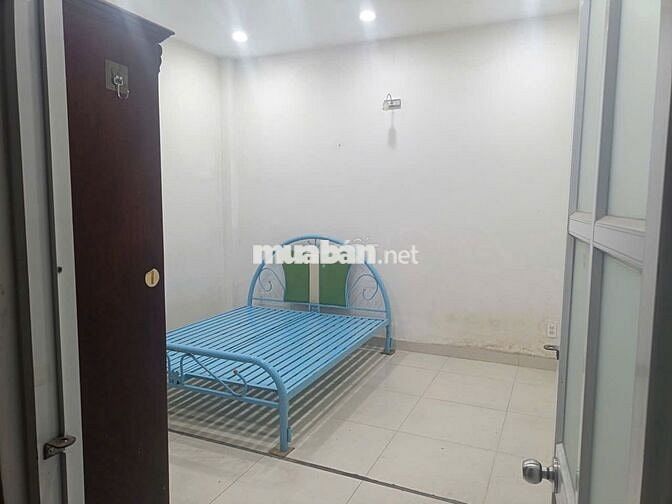 Còn phòng trọ cho Nữ thuê, gần SPKT, ĐHNH