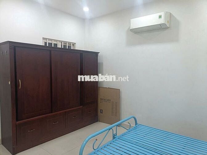 Còn phòng trọ cho Nữ thuê, gần SPKT, ĐHNH