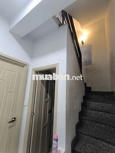 Mặt tiền Núi Thành DT 50m2 nhà 5 tầng gần Công Hòa 10 phòng ngủ