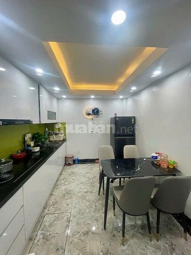 BÁN NHÀ GẦN AEON MALL HÀ ĐÔNG, 33m2, Ô TÔ ĐỖ CỬA, GIÁ CHỈ 8.8 TỶ 