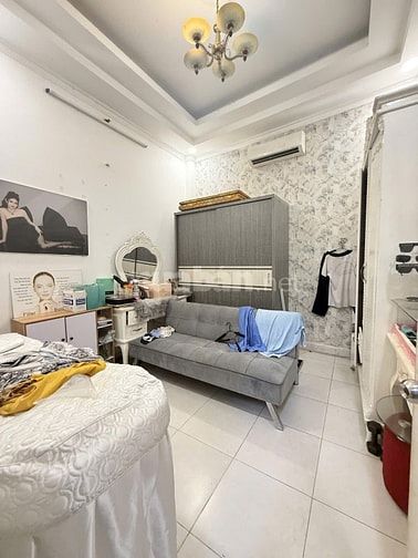 QUẬN 11 - MẶT TIỀN HẼM KD - LẠC LONG QUÂN - 4 TẦNG BTCT - GIÁ 8,5 TỶ
