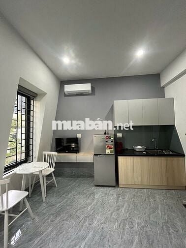 Cho thuê căn Studio Manor Crown trống phòng tầng 4 (thang bộ)