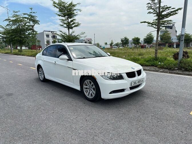 BMW 320i 2007 Trắng 20 vạn km