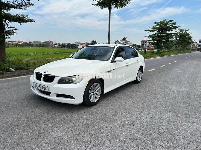 BMW 320i 2007 Trắng 20 vạn km
