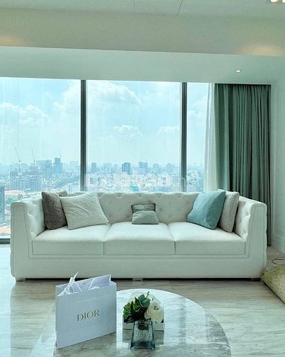 Chính chủ cho thuê căn hộ Vincom Đồng Khởi Q.1- Tầng 25 view nhà thờ