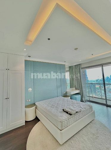 Chính chủ cho thuê căn hộ Vincom Đồng Khởi Q.1- Tầng 25 view nhà thờ