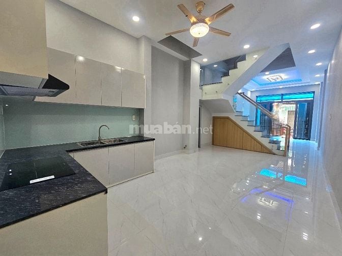 Nhỉnh 8 TỶ- siêu Phẩm 3 Lầu  MỚI KENG Lê Ngã kế bên Tân Bình. 