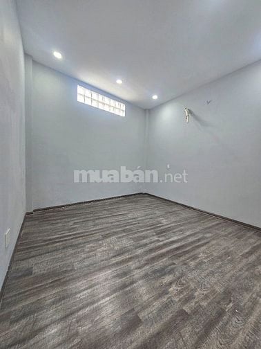 Nhỉnh 8 TỶ- siêu Phẩm 3 Lầu  MỚI KENG Lê Ngã kế bên Tân Bình. 
