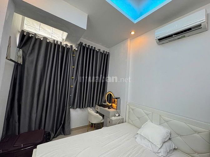 Nhà 1/ hẻm thẳng 3m5 gần MT Ngô Quyền_3,2mx10m_5 tầng mới.Giá 6.7 tỷ