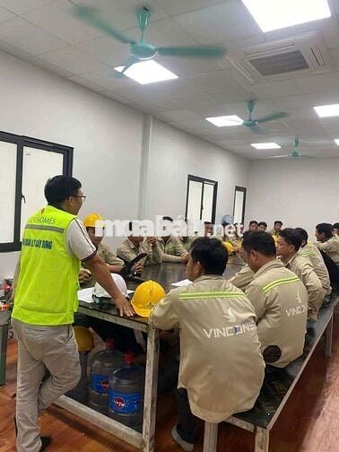VINGROUP TUYỂN CÔNG NHÂN, BAO ĂN Ở, CẢ THỢ VÀ PHỤ