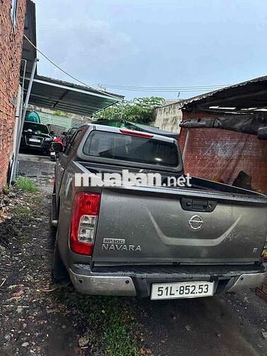 Nissan Navara VGS Turbo Xám