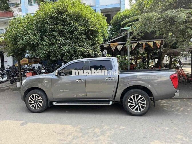 Nissan Navara VGS Turbo Xám