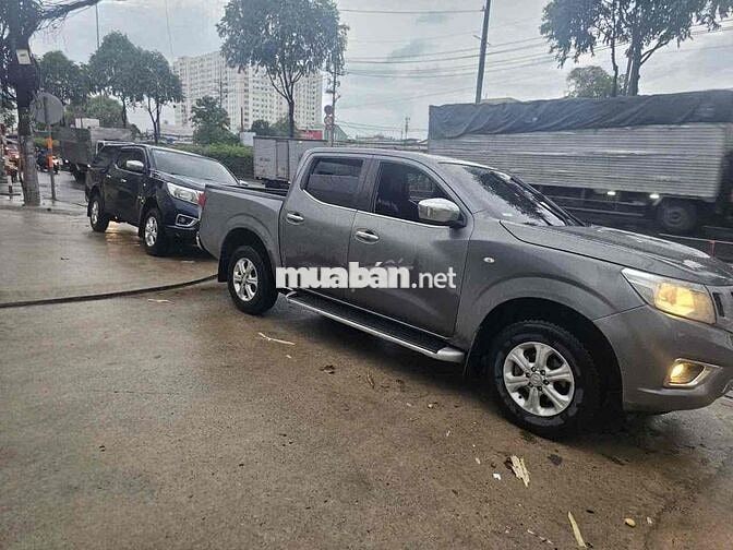 Nissan Navara VGS Turbo Xám