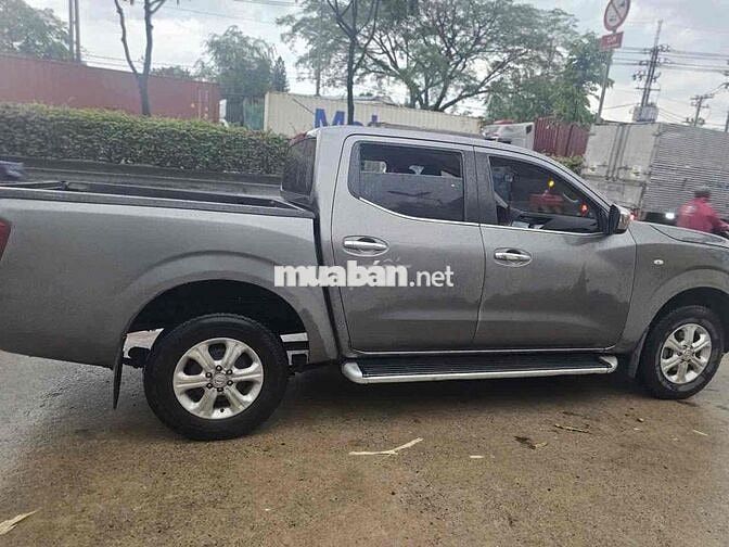 Nissan Navara VGS Turbo Xám