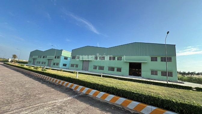Cho thuê nhà xưởng mới xây 100% trong KCN Lê Minh Xuân 3, Bình Chánh