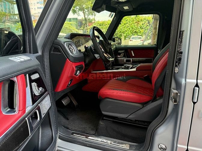 Bán xe Mercedes Benz G63 AMG, sản xuất 2021, màu xám nhám, xe mới đẹp