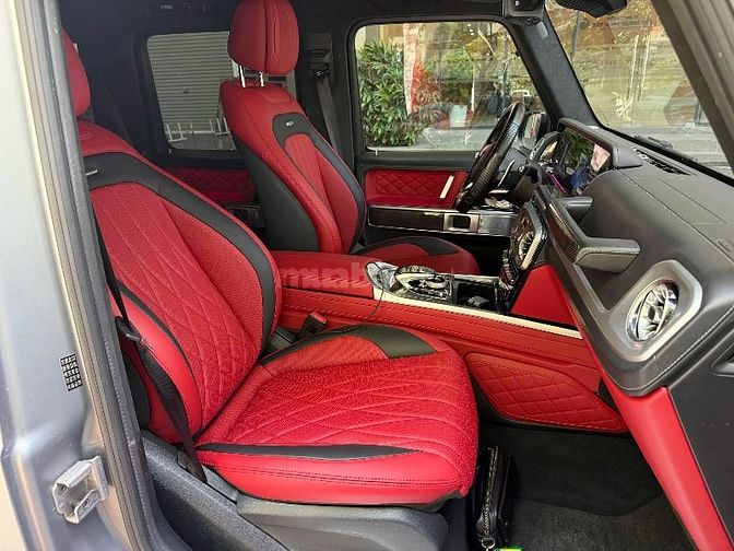 Bán xe Mercedes Benz G63 AMG, sản xuất 2021, màu xám nhám, xe mới đẹp