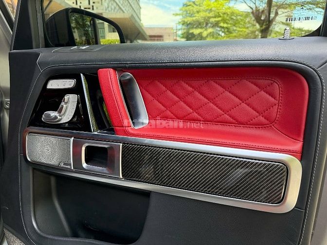 Bán xe Mercedes Benz G63 AMG, sản xuất 2021, màu xám nhám, xe mới đẹp