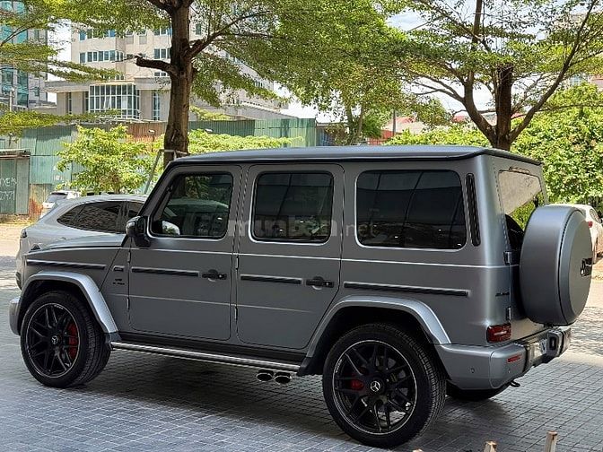 Bán xe Mercedes Benz G63 AMG, sản xuất 2021, màu xám nhám, xe mới đẹp