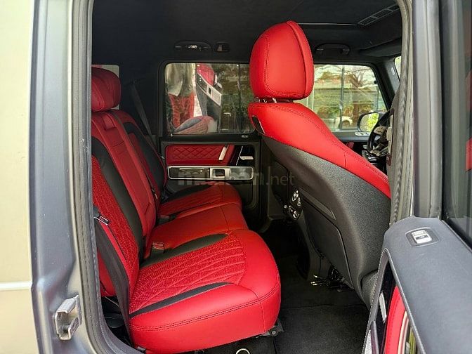 Bán xe Mercedes Benz G63 AMG, sản xuất 2021, màu xám nhám, xe mới đẹp
