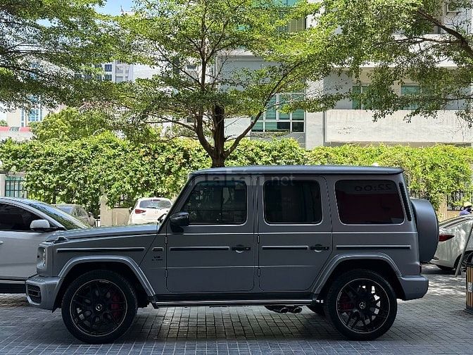 Bán xe Mercedes Benz G63 AMG, sản xuất 2021, màu xám nhám, xe mới đẹp
