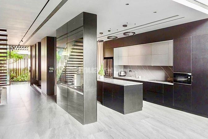 BÁN NHÀ MẶT ĐƯỜNG HOÀNG NGÂN_LÔ GÓC 2 MẶT TIỀN KINH DOANH_355m2_589tr/