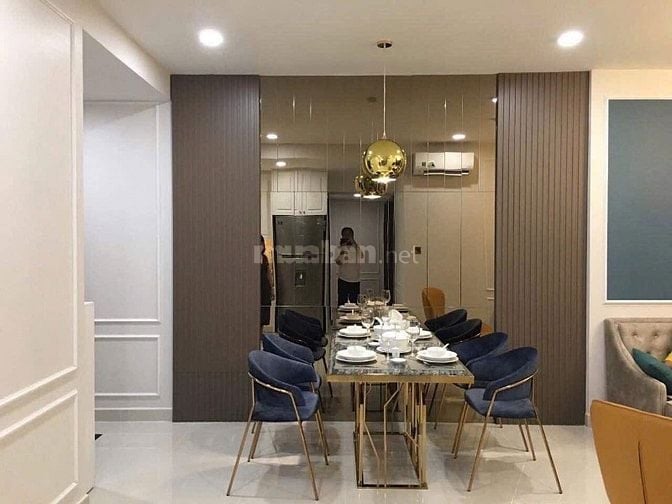 Căn 2PN nội thất y hình Nơ Trang Long tầng cao 2,2 tỷ sổ sẵn bao phí