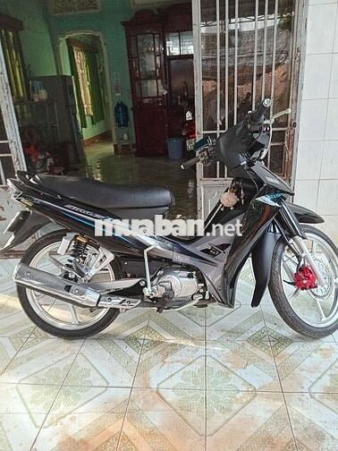 Xe mới dọn kẹt tiền cần bán giá rẻ. Máy êm ru