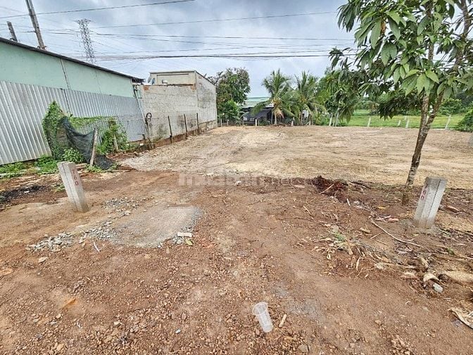 Đất thổ cư 2 mặt tiền. view kênh đông, Ngay KCN Phước Đông. 390tr 