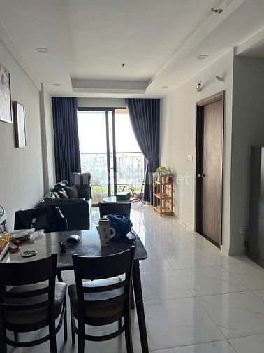 HOT! Bán 2PN tầng cao thoáng, view hồ bơi mát mẻ giá tốt 2 tỷ 265