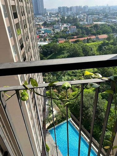 HOT! Bán 2PN tầng cao thoáng, view hồ bơi mát mẻ giá tốt 2 tỷ 265