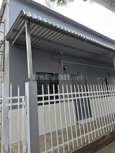 🚨 Chủ nợ bán gấp dãy trọ gần KCN Lê Minh Xuân, Bình Chánh – Giá chỉ 9