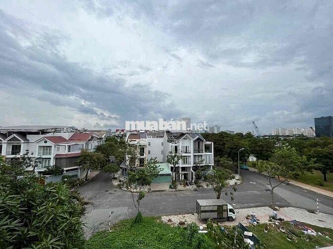 CHO THUÊ BIỆT THỰ SADECO VEN SÔNG ĐẦY ĐỦ TIỆN ÍCH TRONG NHÀ GIÁ TỐT