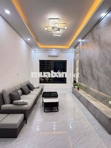 CC 100 bán căn tập thể C5 Lương Đình Của, Đống Đa, 3 ngủ,