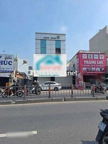 CHO THUÊ MẶT BẰNG GÓC 2 MẶT TIỀN Đ.QUANG TRUNG (TRỆT 3 LẦU 8m X 22m)