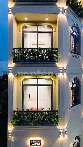 SIÊU PHẨM XÂY MỚI ĐẲNG CẤP-SANG TRỌNG SÁT BÊN EMART PHẦN HUY ÍCH.