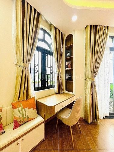SIÊU PHẨM XÂY MỚI ĐẲNG CẤP-SANG TRỌNG SÁT BÊN EMART PHẦN HUY ÍCH.