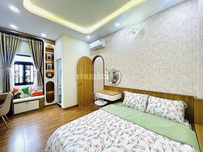 SIÊU PHẨM XÂY MỚI ĐẲNG CẤP-SANG TRỌNG SÁT BÊN EMART PHẦN HUY ÍCH.