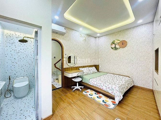 SIÊU PHẨM XÂY MỚI ĐẲNG CẤP-SANG TRỌNG SÁT BÊN EMART PHẦN HUY ÍCH.